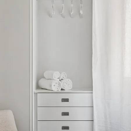 Epidemia & Quite Bedrooms By Ele Appartement *